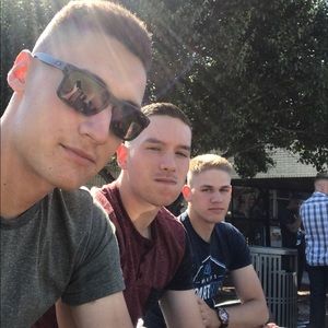 Meet your Posher, Brice